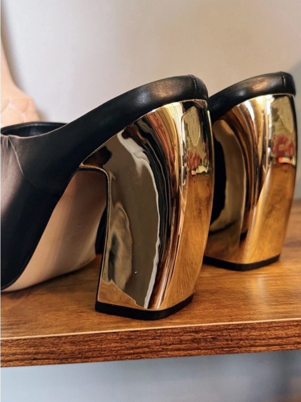 Gianni Bini Black Sculptural Gold Heel Mules Size 9.5 | Statement Heels